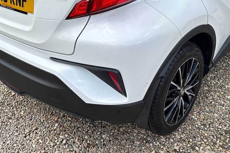 Used Toyota C-HR 2018 for sale - 76087090: Photo 60