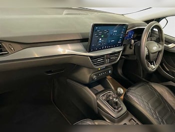 Used Ford Focus 2022 for sale - 78799171: Photo