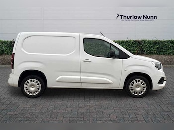 Used Vauxhall Combo 2023 for sale - 77471250: Photo