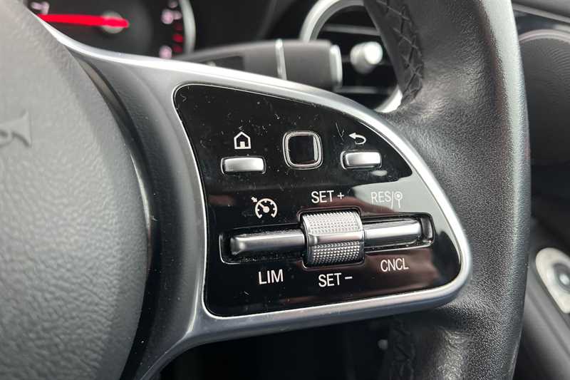 Used Mercedes-Benz GLC 2019 for sale - 77512990: Photo 22