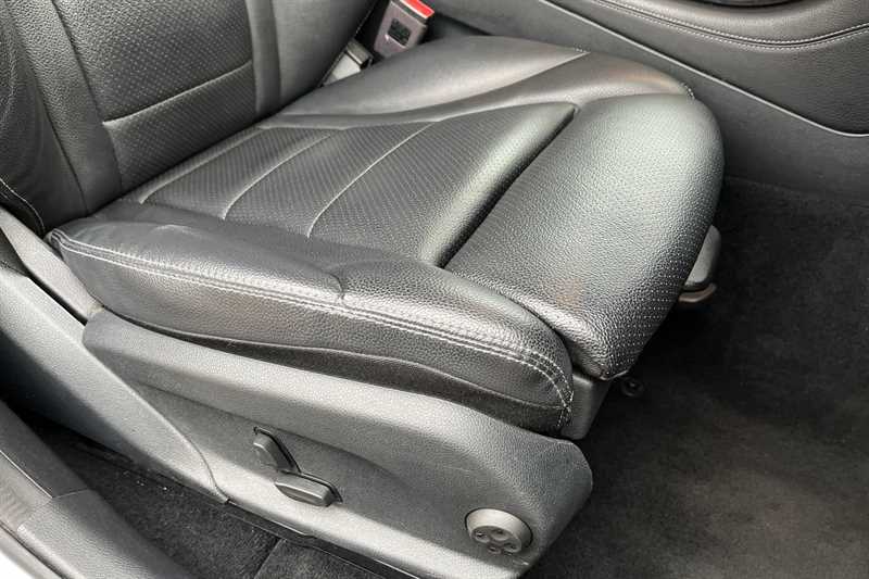 Used Mercedes-Benz GLC 2019 for sale - 77512990: Photo 41