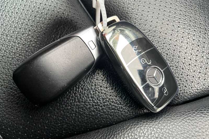 Used Mercedes-Benz GLC 2019 for sale - 77512990: Photo 50