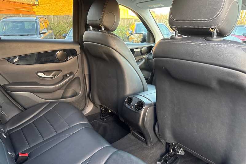 Used Mercedes-Benz GLC 2018 for sale - 77146160: Photo 42