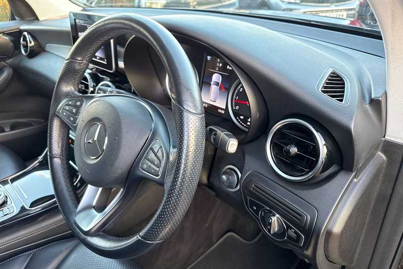 Used Mercedes-Benz GLC 2018 for sale - 77146160: Photo 44