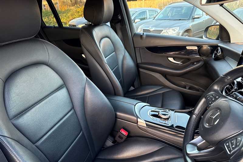 Used Mercedes-Benz GLC 2018 for sale - 77146160: Photo 46