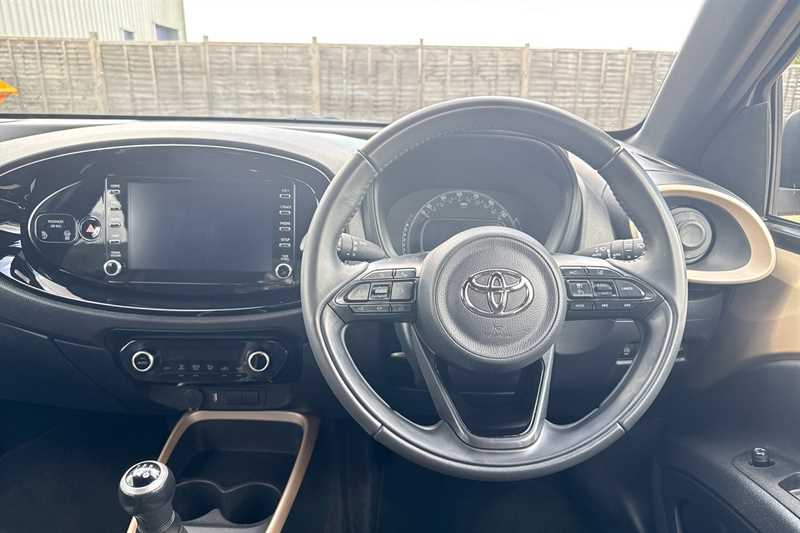 Used Toyota Aygo X 2022 for sale - 76204273: Photo 11
