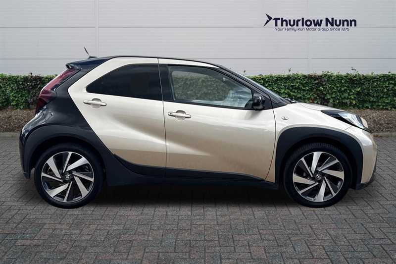 Used Toyota Aygo X 2022 for sale - 76204273: Photo 2