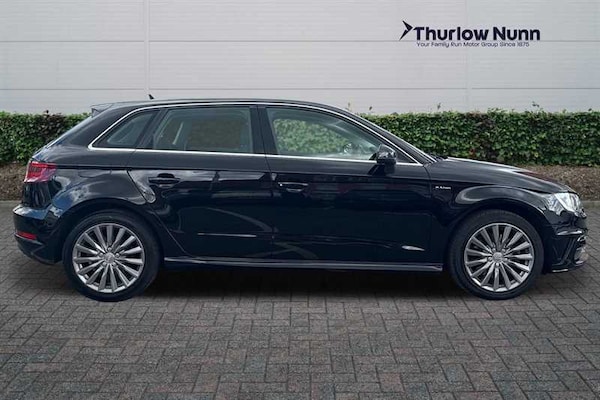 Used Audi A3 2015 for sale - 75404581: Photo 2