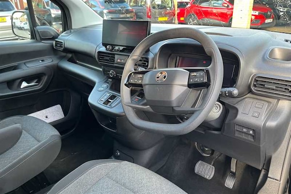Used Vauxhall Combo Life Electric 2025 for sale - 76125025: Photo 10