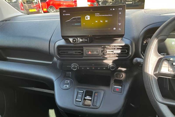 Used Vauxhall Combo Life Electric 2025 for sale - 76125025: Photo 12
