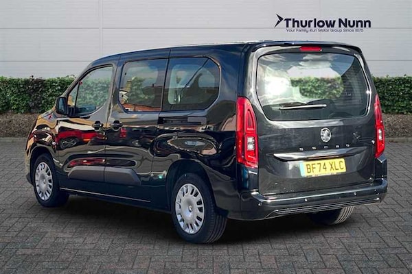 Used Vauxhall Combo Life Electric 2025 for sale - 76125025: Photo 5