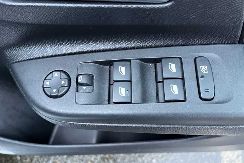 Used Vauxhall Corsa 2023 for sale - 77513731: Photo 16