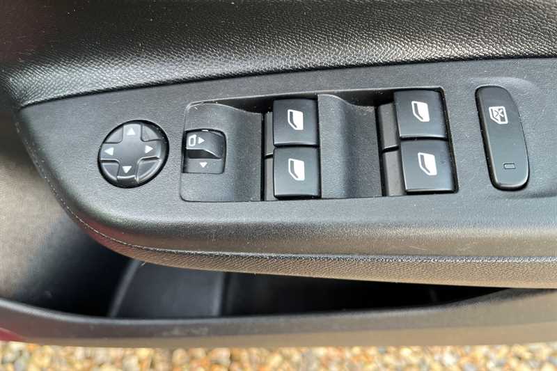 Used Vauxhall Corsa 2024 for sale - 76636139: Photo 16