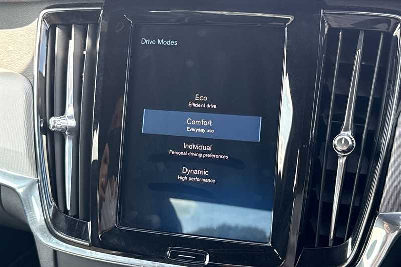 Vehicle 33