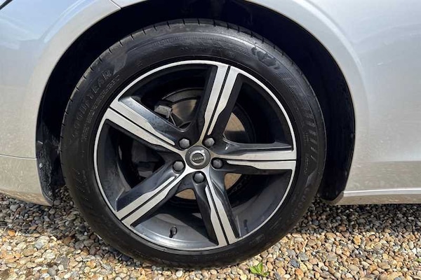Used Volvo S90 2018 for sale - 75554802: Photo 9