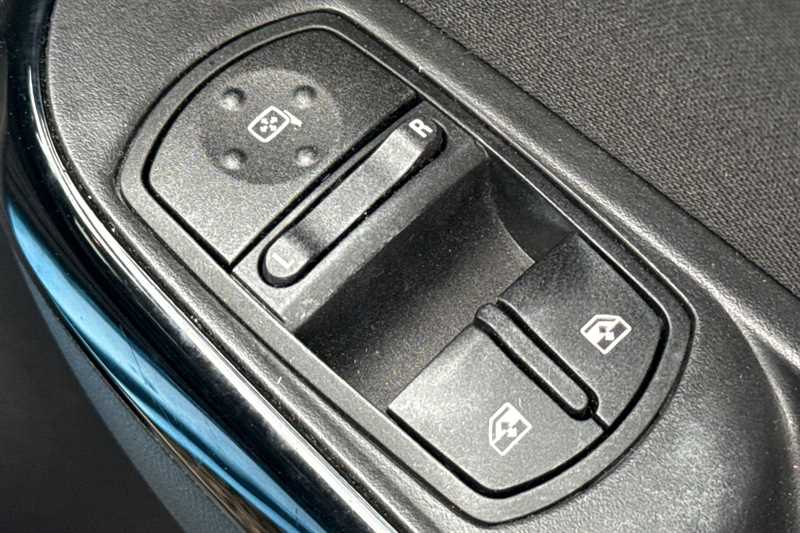 Used Vauxhall Corsa 2019 for sale - 77239628: Photo 16