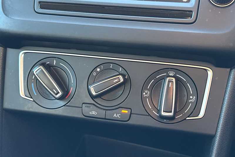 Used Volkswagen Polo 2016 for sale - 77146224: Photo 15