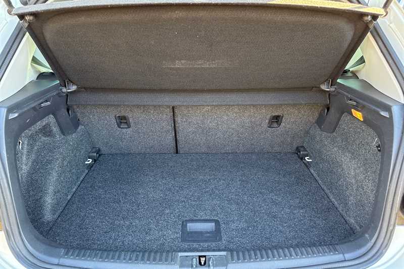 Used Volkswagen Polo 2016 for sale - 77146224: Photo 24