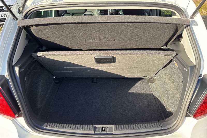 Used Volkswagen Polo 2016 for sale - 77146224: Photo 36