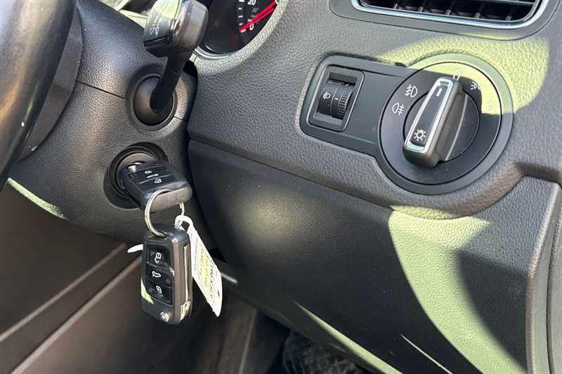 Used Volkswagen Polo 2016 for sale - 77146224: Photo 43