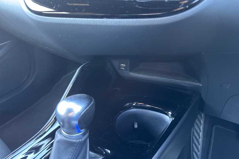 Used Toyota C-HR 2020 for sale - 77471235: Photo 50