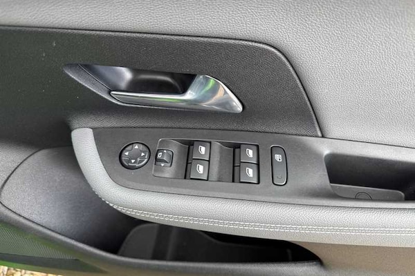 Used Vauxhall Mokka Electric 2024 for sale - 74558266: Photo 16
