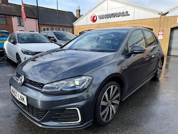 Used Volkswagen Golf 2017 for sale - 77513019: Photo