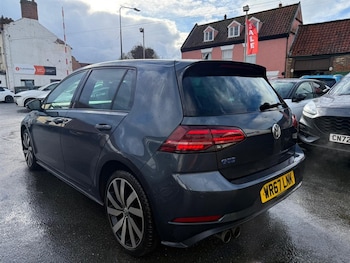 Used Volkswagen Golf 2017 for sale - 77513019: Photo