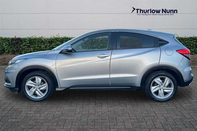 Used Honda HR-V 2018 for sale - 77841792: Photo 3
