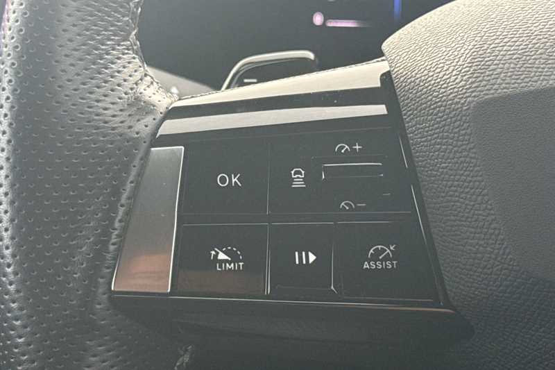 Used Vauxhall Astra 2023 for sale - 76705957: Photo 22