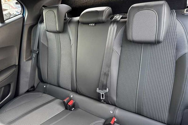 Used Peugeot 2008 2022 for sale - 76062417: Photo 23