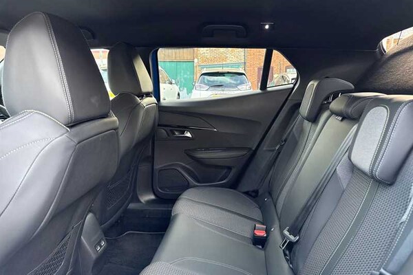 Used Peugeot 2008 2022 for sale - 76062417: Photo 31