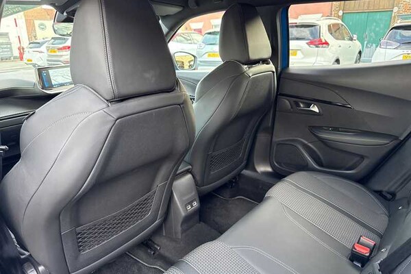 Used Peugeot 2008 2022 for sale - 76062417: Photo 32