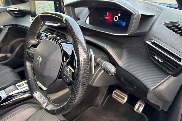 Used Peugeot 2008 2022 for sale - 76062417: Photo 41