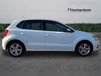Used Volkswagen Polo 2016 for sale - 77043266: Photo