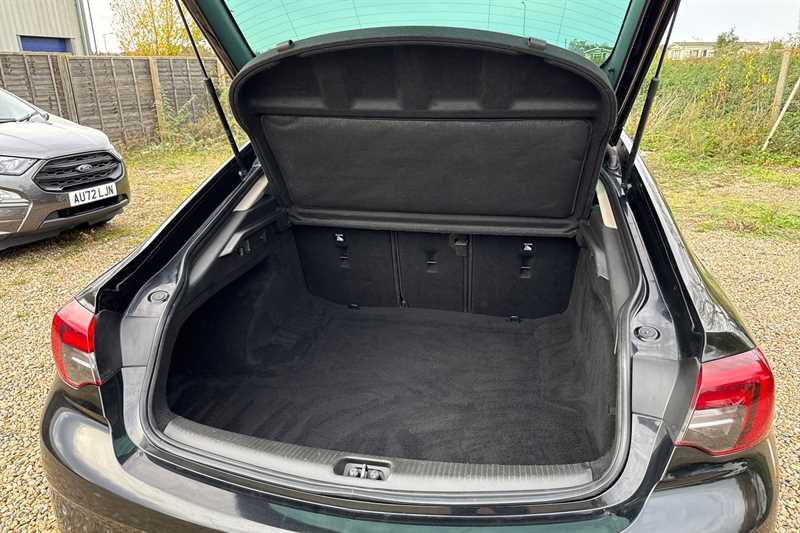 Used Vauxhall Insignia 2018 for sale - 77219079: Photo 38