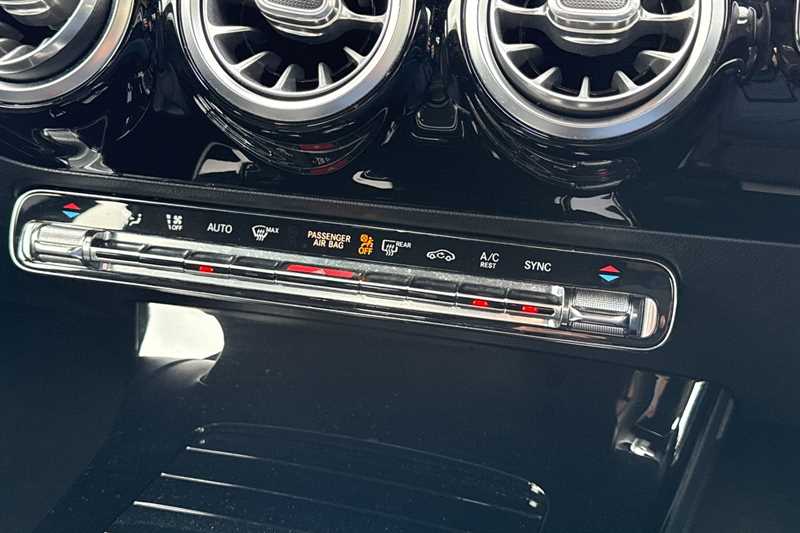 Used Mercedes-Benz A-Class 2018 for sale - 77146297: Photo 15