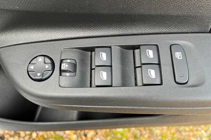 Used Vauxhall Corsa 2020 for sale - 77146548: Photo 16