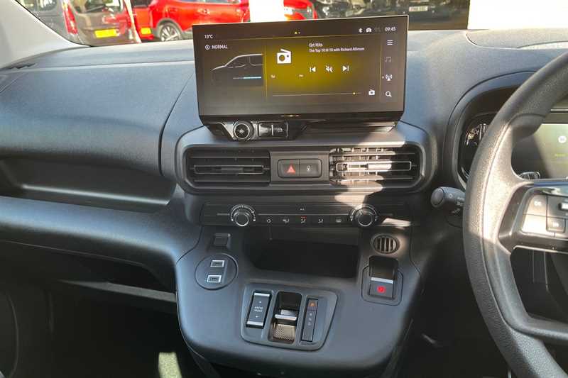 Used Vauxhall Combo Life Electric 2025 for sale - 76315875: Photo 12