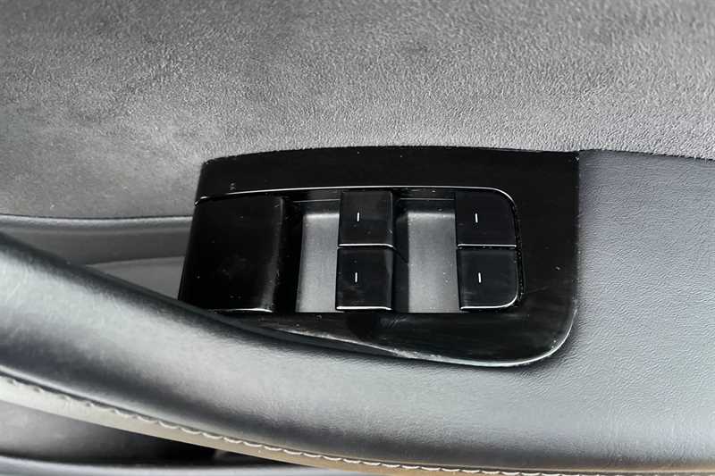 Used Tesla Model 3 2020 for sale - 77513383: Photo 16