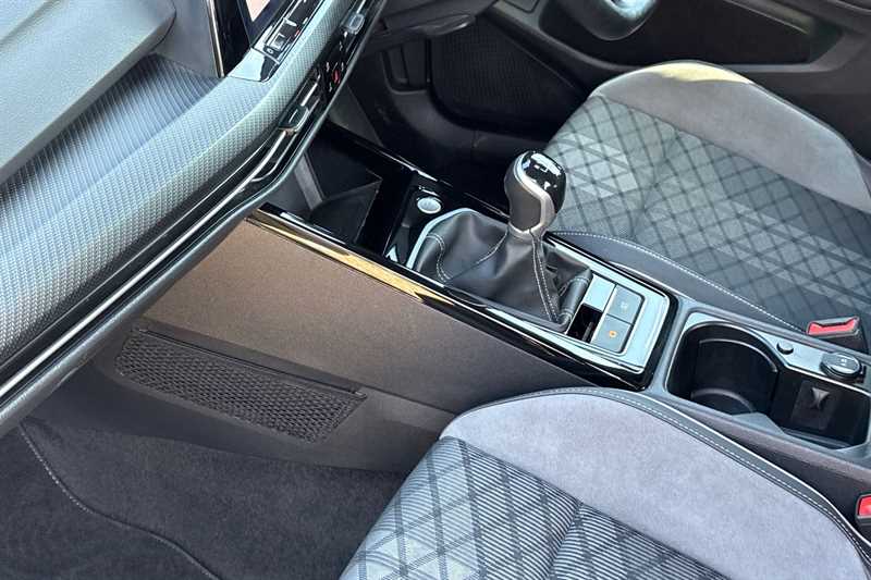 Used Volkswagen Golf 2022 for sale - 76155306: Photo 27