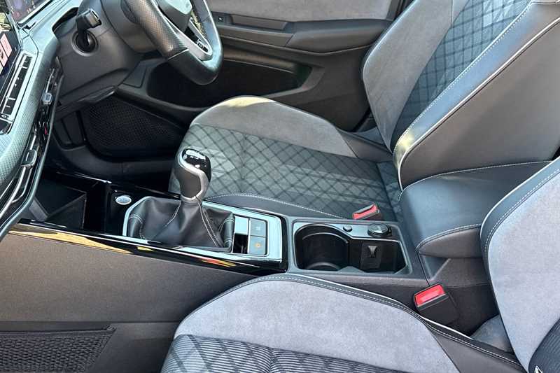 Used Volkswagen Golf 2022 for sale - 76155306: Photo 28