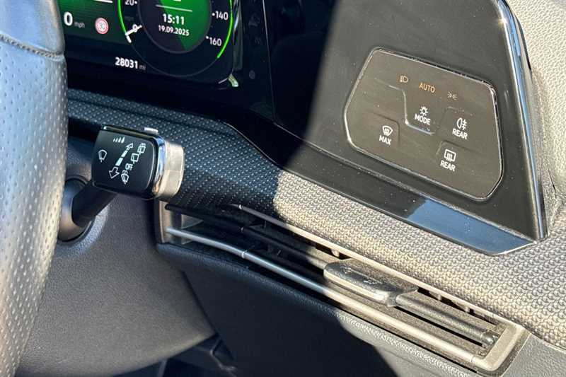 Used Volkswagen Golf 2022 for sale - 76155306: Photo 43