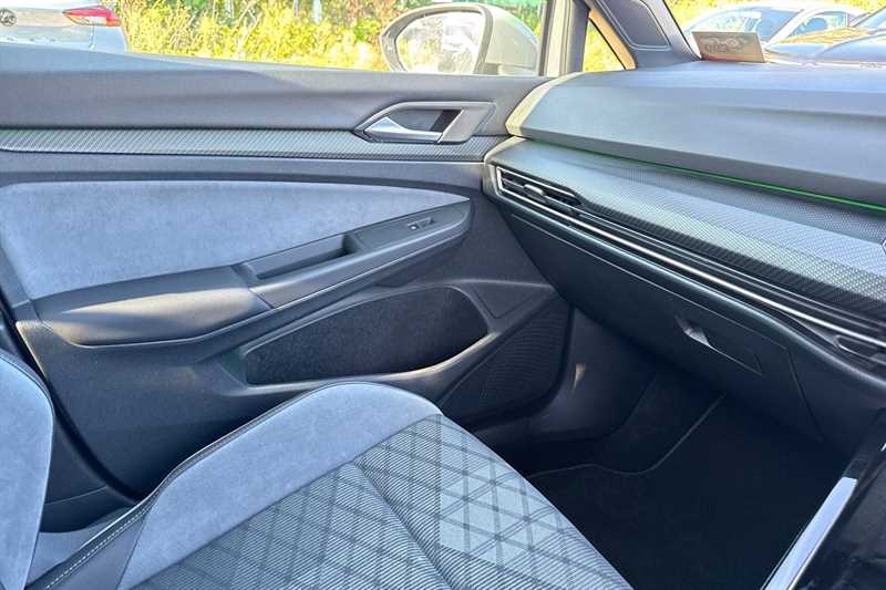 Used Volkswagen Golf 2022 for sale - 76155306: Photo 53