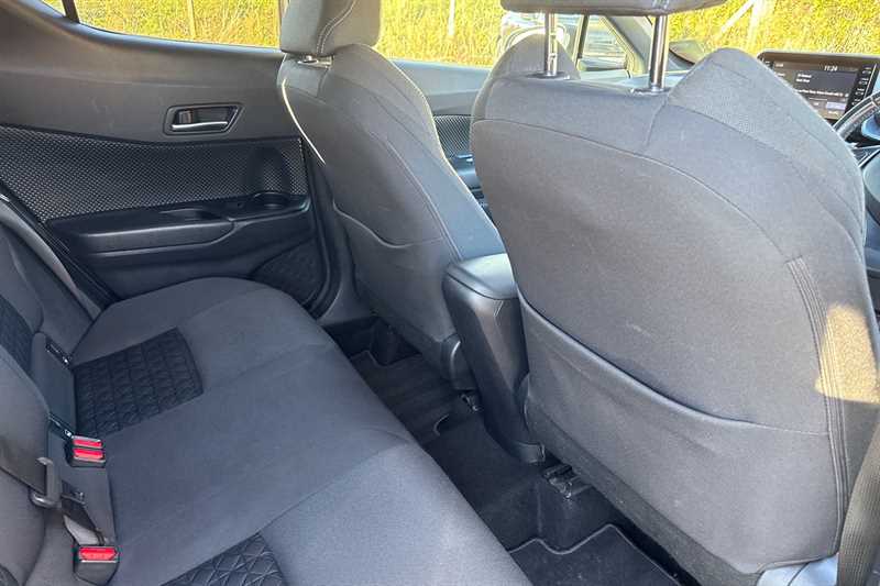 Used Toyota C-HR 2020 for sale - 77512936: Photo 40