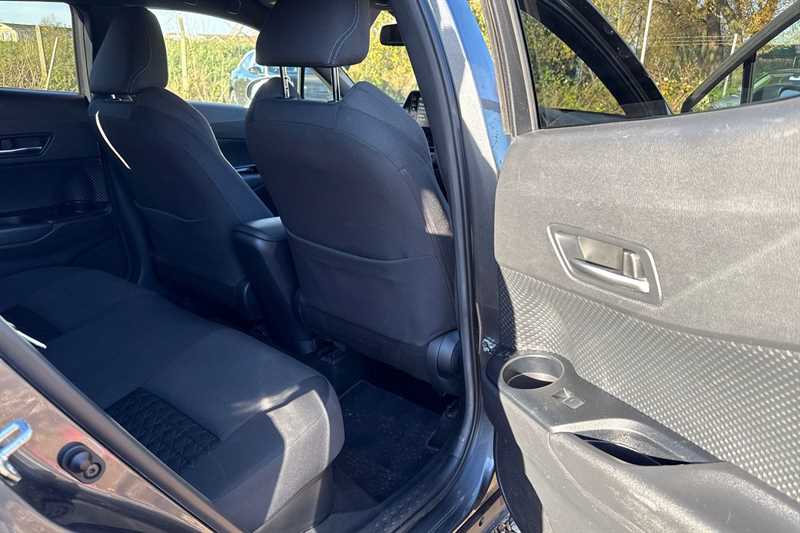 Used Toyota C-HR 2020 for sale - 77512936: Photo 60