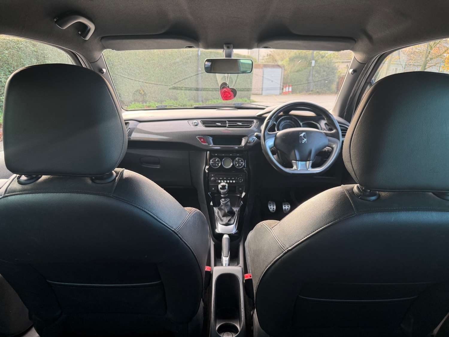 Used Citroen DS3 2013 for sale - 76583360: Photo 10