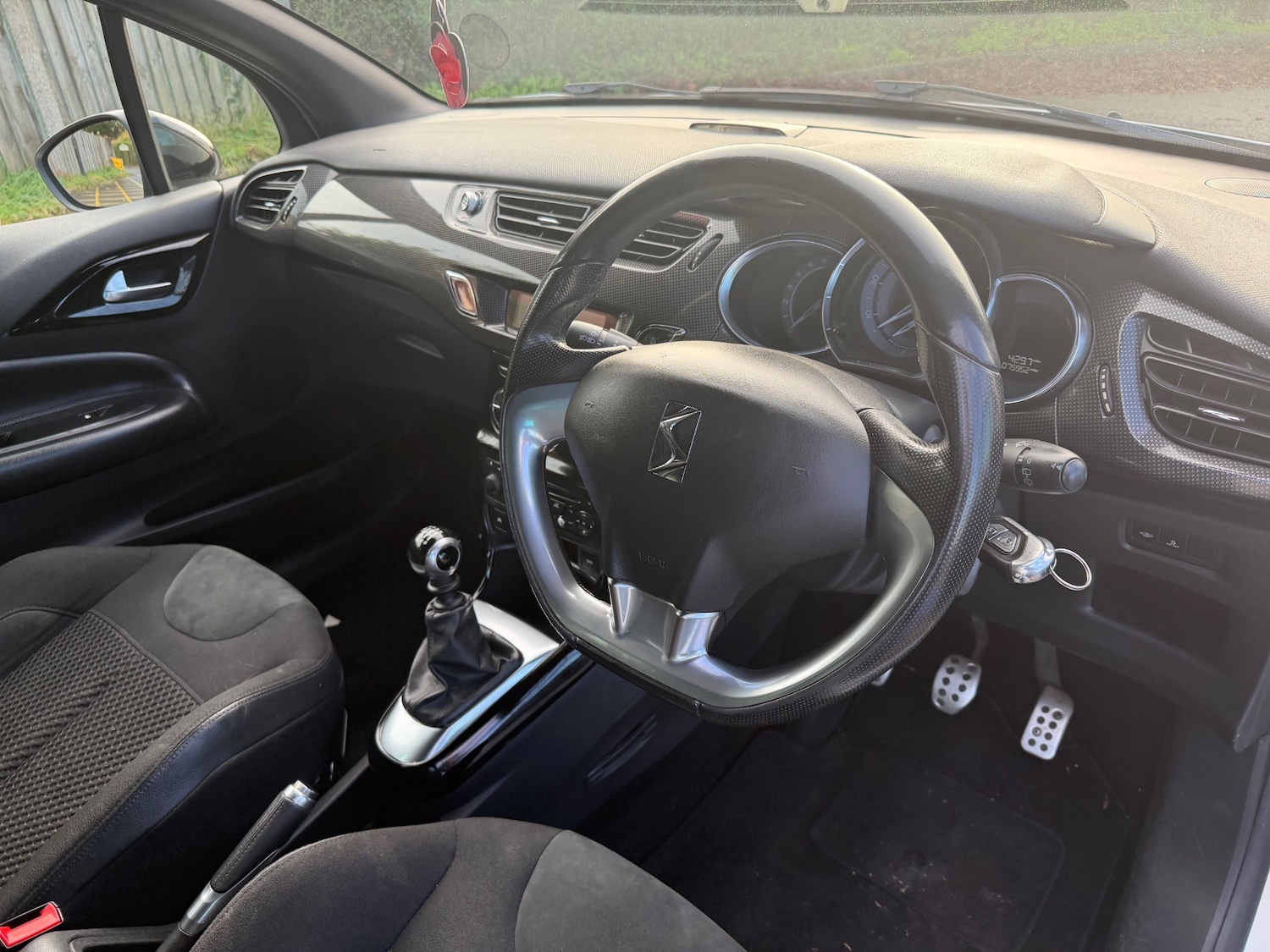 Used Citroen DS3 2013 for sale - 76583360: Photo 13