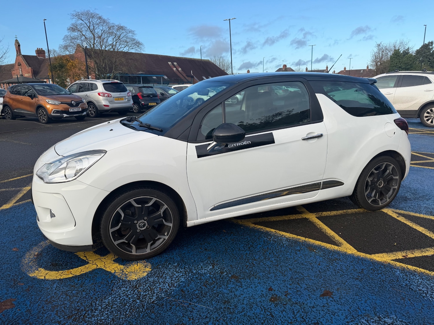 Used Citroen DS3 2013 for sale - 76583360: Photo 5