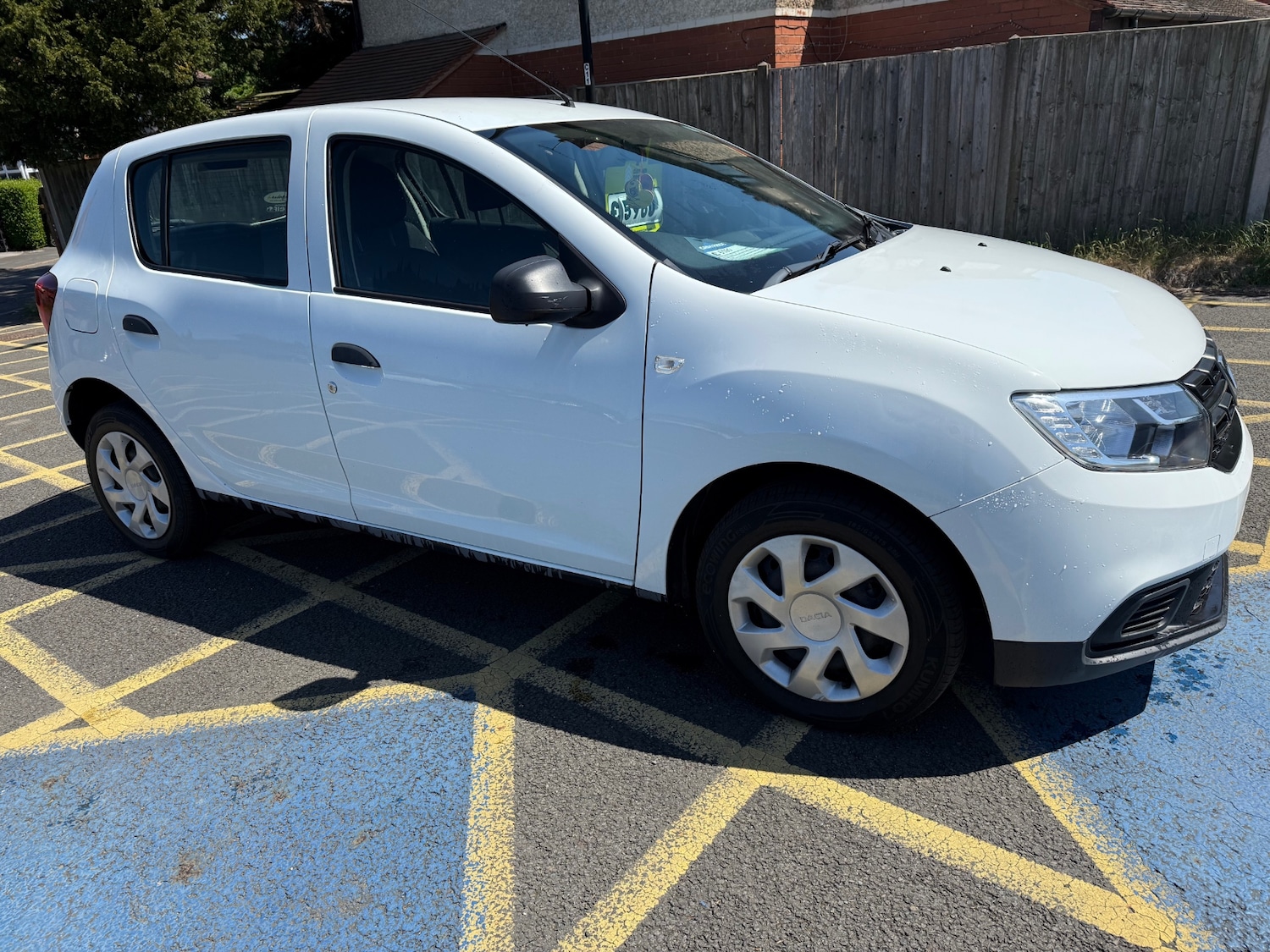 Used Dacia Sandero 2018 for sale - 75963092: Photo 1